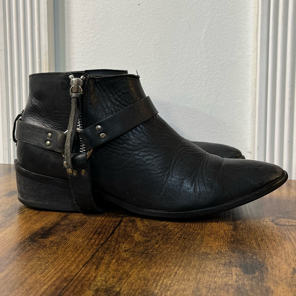Deena & Ozzy Black Leather Zip Harness Ankle Boots Size 8